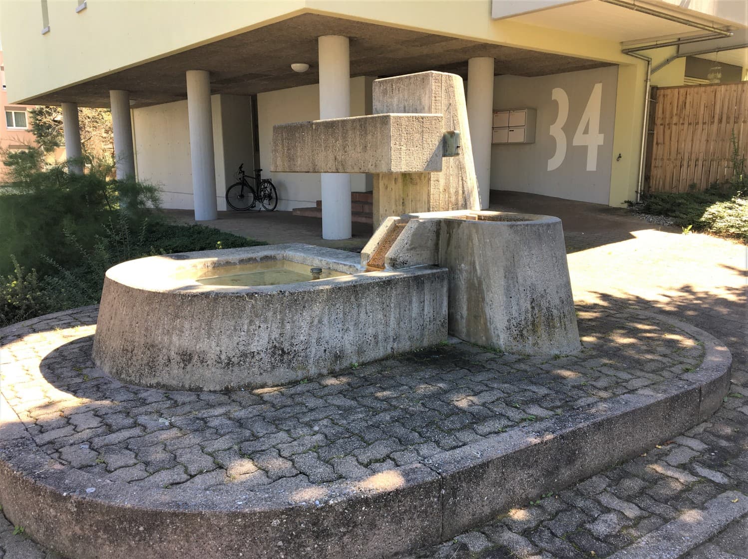 Kügeliloostrasse 34, 36